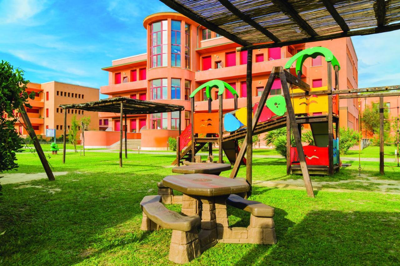 Toscana Sport Resort Calambrone Eksteriør bilde