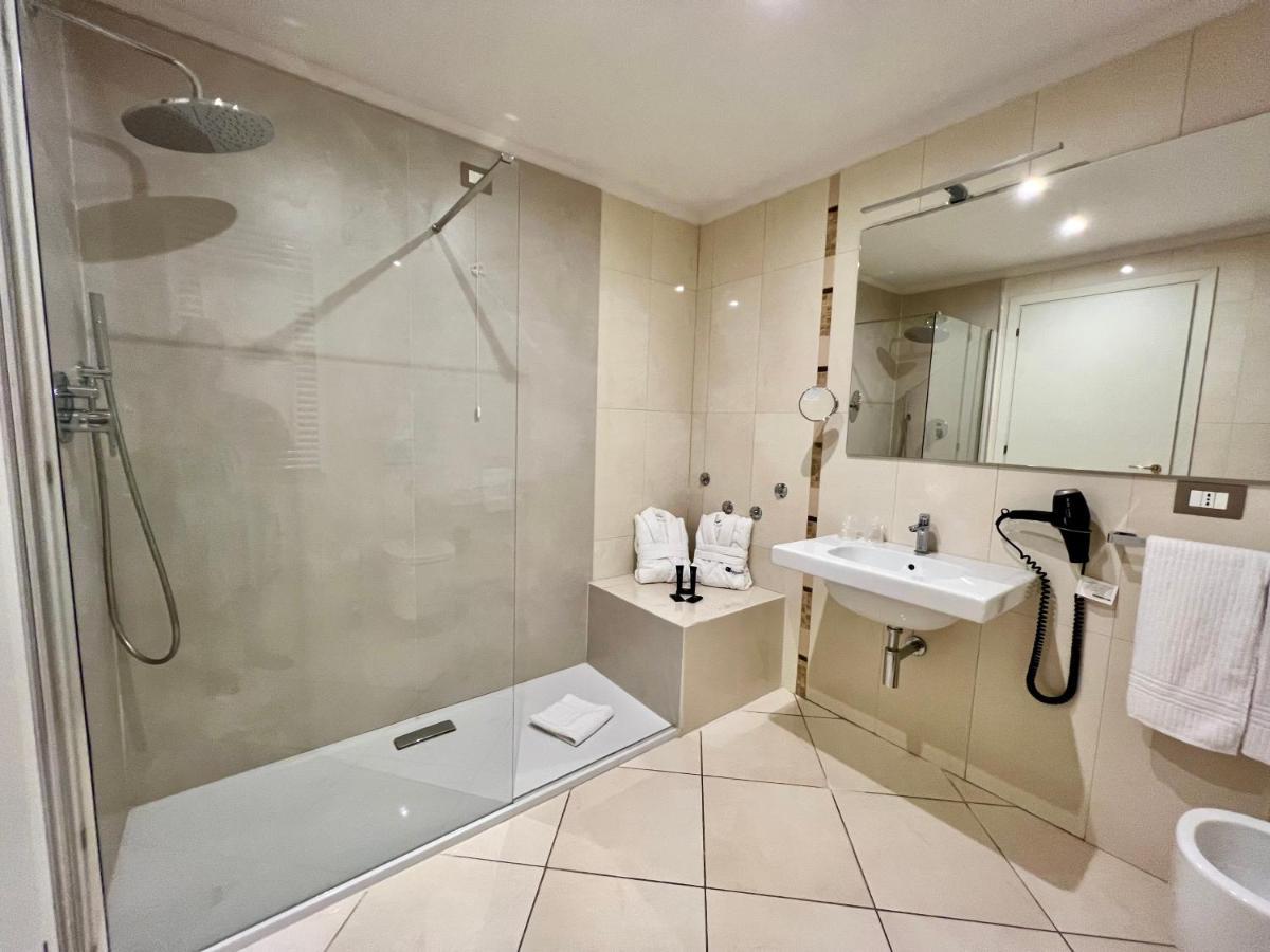 Toscana Sport Resort Calambrone Eksteriør bilde