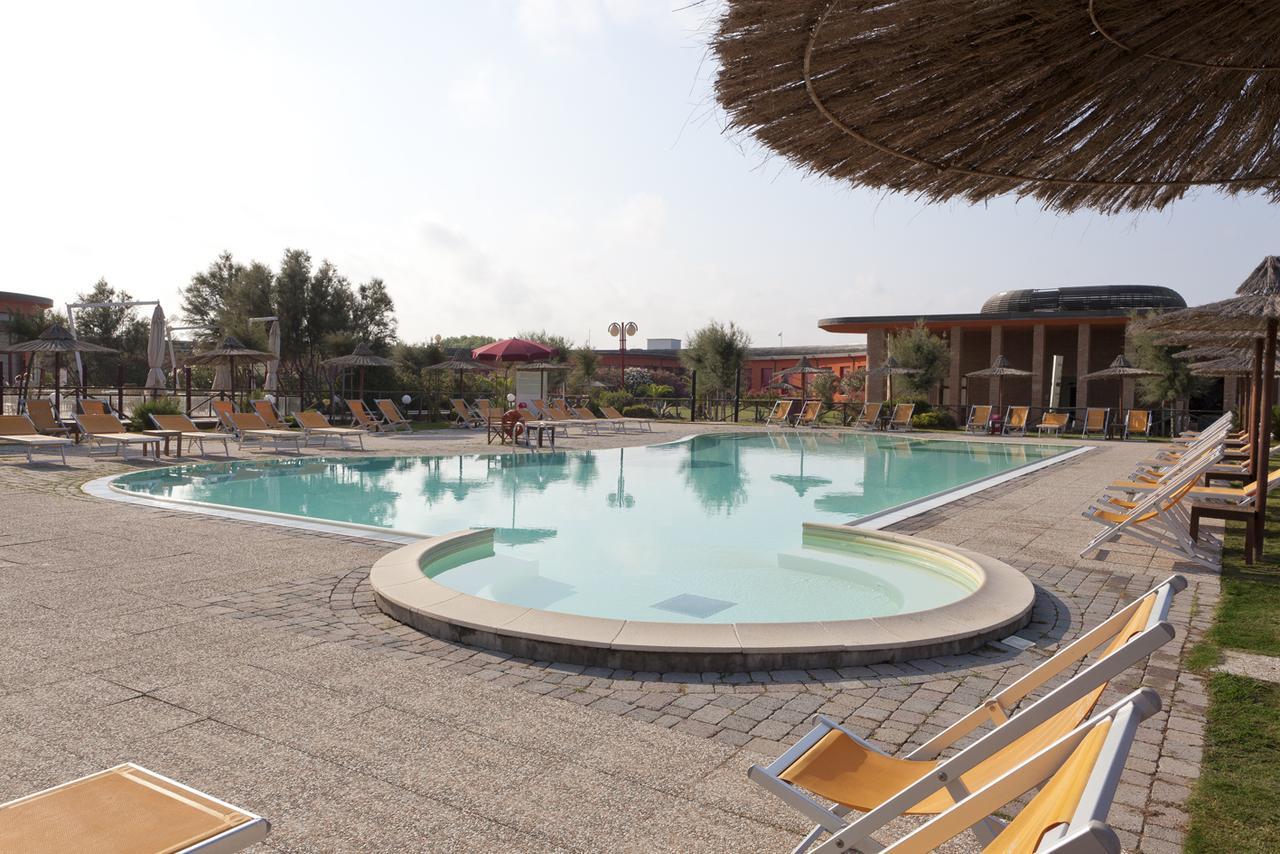 Toscana Sport Resort Calambrone Eksteriør bilde