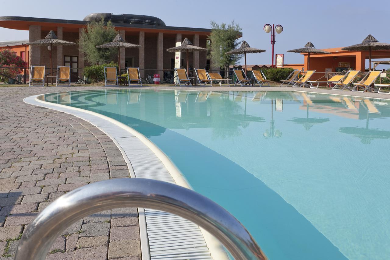 Toscana Sport Resort Calambrone Eksteriør bilde