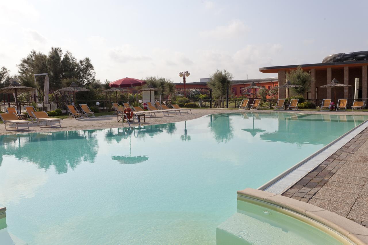 Toscana Sport Resort Calambrone Eksteriør bilde