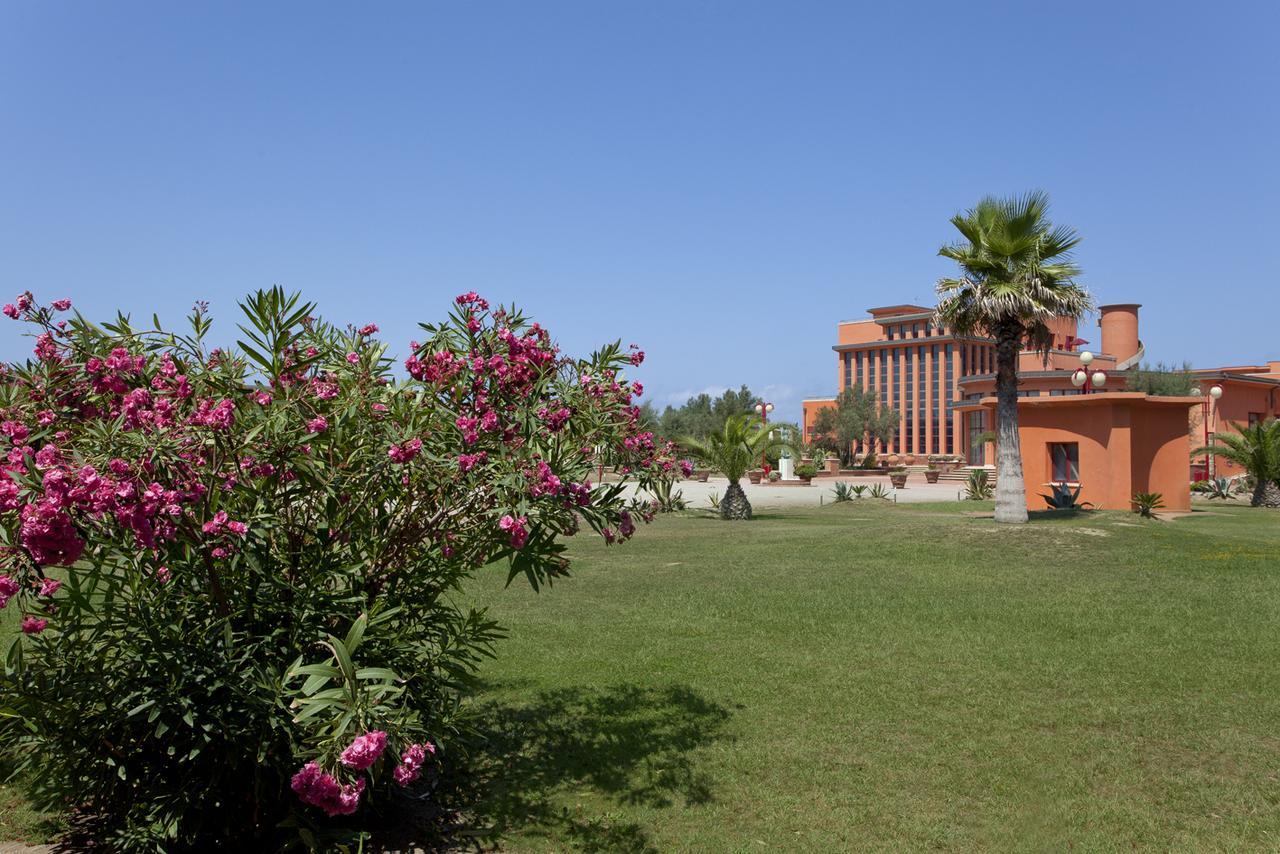 Toscana Sport Resort Calambrone Eksteriør bilde